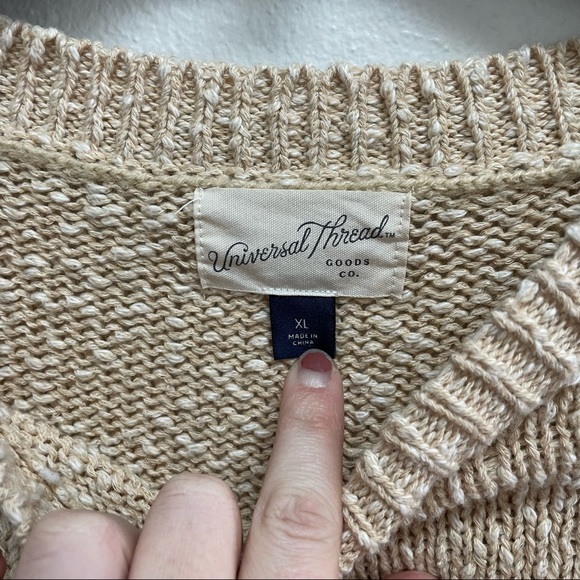 Universal Thread Pullover Knit Short Sleeve Sweater - Picture 3 of 6